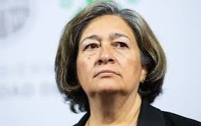 neoliberalover's tweet photo. LA HERMANA DE XÓCHITL GÁLVEZ, les voy a contar algo de ella que les va a interesar a los obradoristas: 

Los que andan usando la foto de la hermana de Xóchitl por su condena por secuestro para justificar a Evelyn Salgado, les recuerdo que Xóchitl no ha usado su poder político para liberarla, la señora está pagando su condena en la cárcel. 

A ustedes les recuerdo que el papá de Evelyn está libre por ser amigo del presidente, y tiene acusaciones de violación y narcotráfico o nexos con el narco.

A ustedes también les recuerdo que Florencia Serranía está libre por la protección que le brindó Claudia Sheinbaum, ambas deben 27 vidas de la tragedia de la línea 12 del metro. 

Entonces a ustedes, obradoristas, les digo #NoFueTaxcoFueElEstado