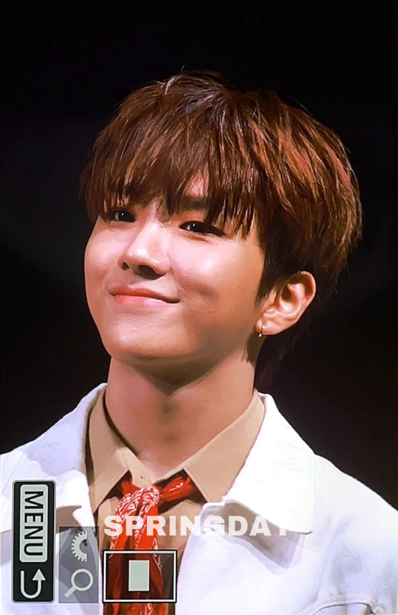 kwh061129's tweet photo. 240330 Kcon m&amp;g

#운학 #WOONHAK
#보이넥스트도어 #BOYNEXTDOOR https://t.co/V0mjNGIQeV