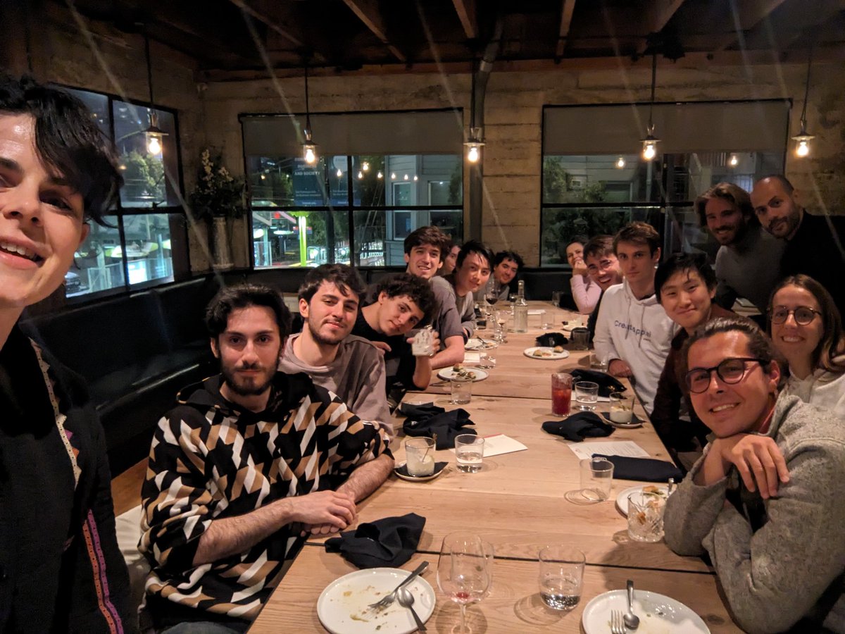 High intensity dinner tonight with @alexandr_wang, founder of @scale_AI, and the @join_ef folks