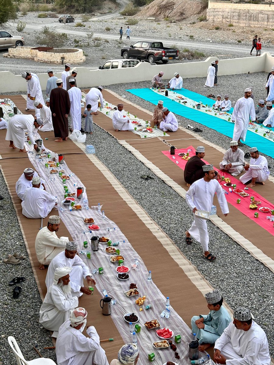 amq_team's tweet photo. مقتطفات من الإفطار الجماعي.
#رمضان #رمضان_كريم https://t.co/8gsilLFVpC