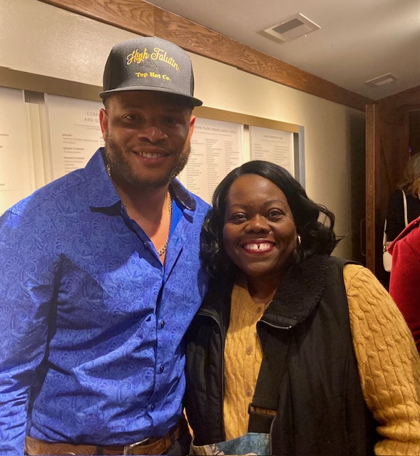 It's Friday night and I'm singing and clapping along with the #BlackOpryRevue. These gifted, musicians, and storytellers played to a full house at The Barns <a href="/Wolf_Trap/">Wolf Trap</a>. A great show <a href="/TylarBryant/">Tylar Bryant</a> <a href="/SugDaniels_/">Danielle Johnson</a> <a href="/gracegivertz/">Grace Givertz</a> <a href="/iamrobertalea/">Too Much Of A Woman</a> and <a href="/rachelmaxann/">Rachel maxann</a>