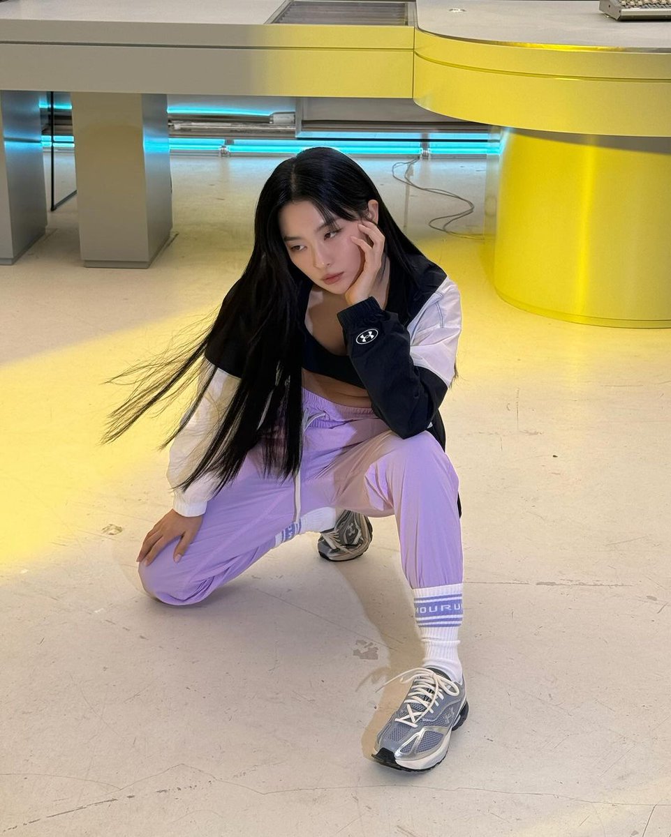 KANG SEULGI 🧎‍♀️