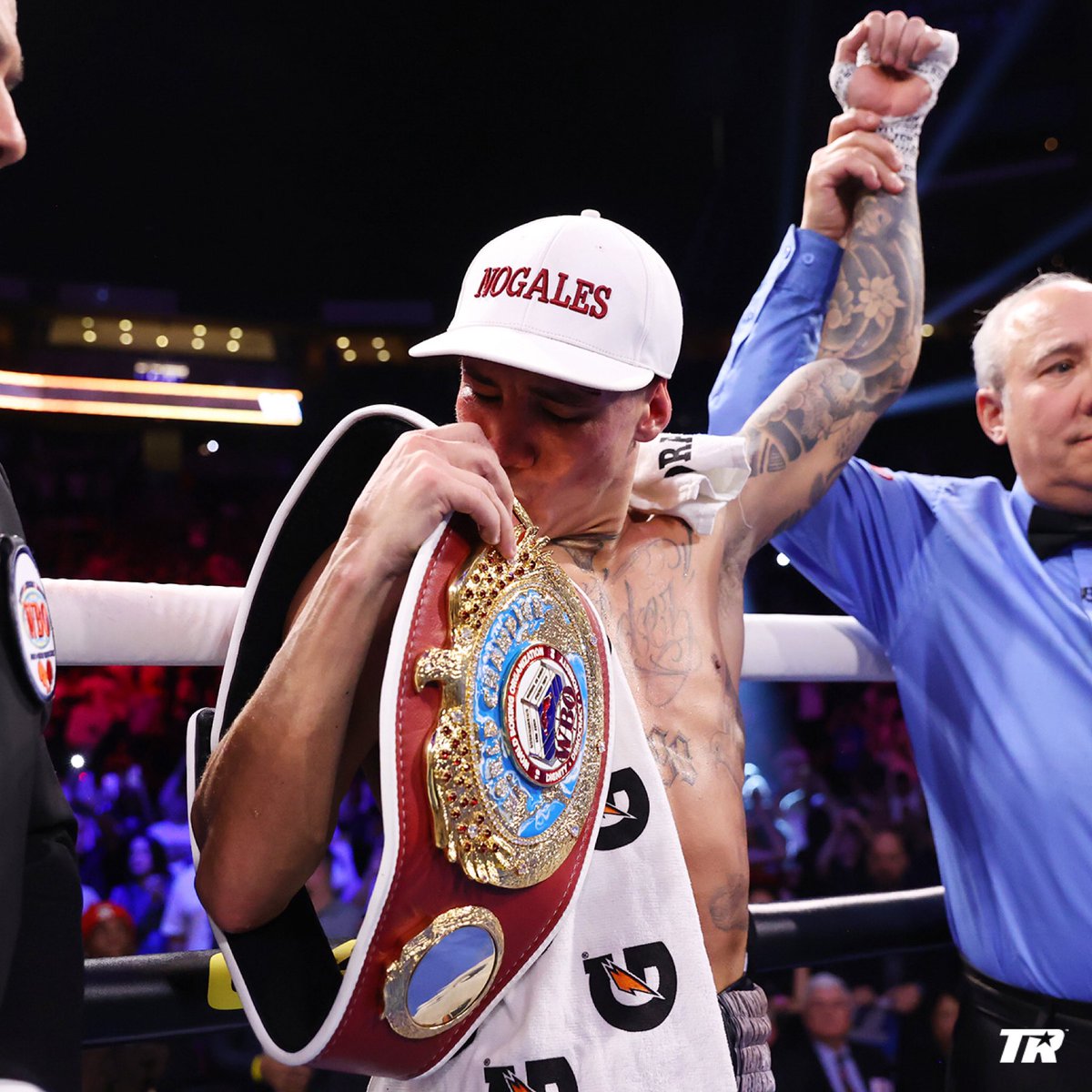 La postal de la semana 🏆❤️ <a href="/oscarvaldez56/">Oscar Valdez</a>
