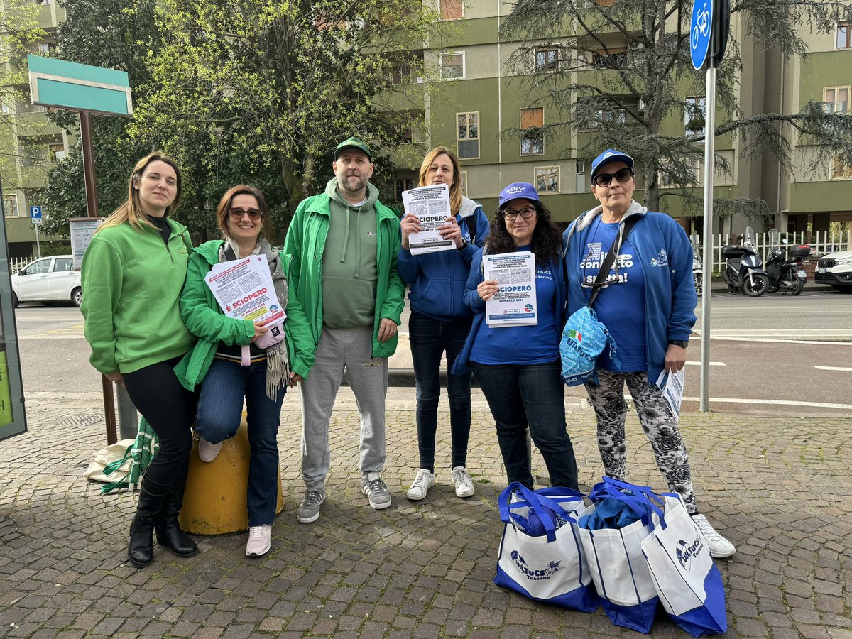 FisascatFiPo's tweet photo. via i presidi per lo sciopero della distribuzione moderna organizzata: #vogliamocontratto https://t.co/W40FDFPurt