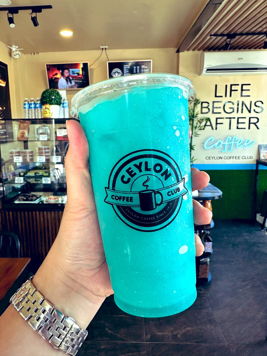 dadnxtdoor_'s tweet image. Tambal sa kaalimuot 🥵 #BlueRaspberry  📍Ceylon, Marigondon