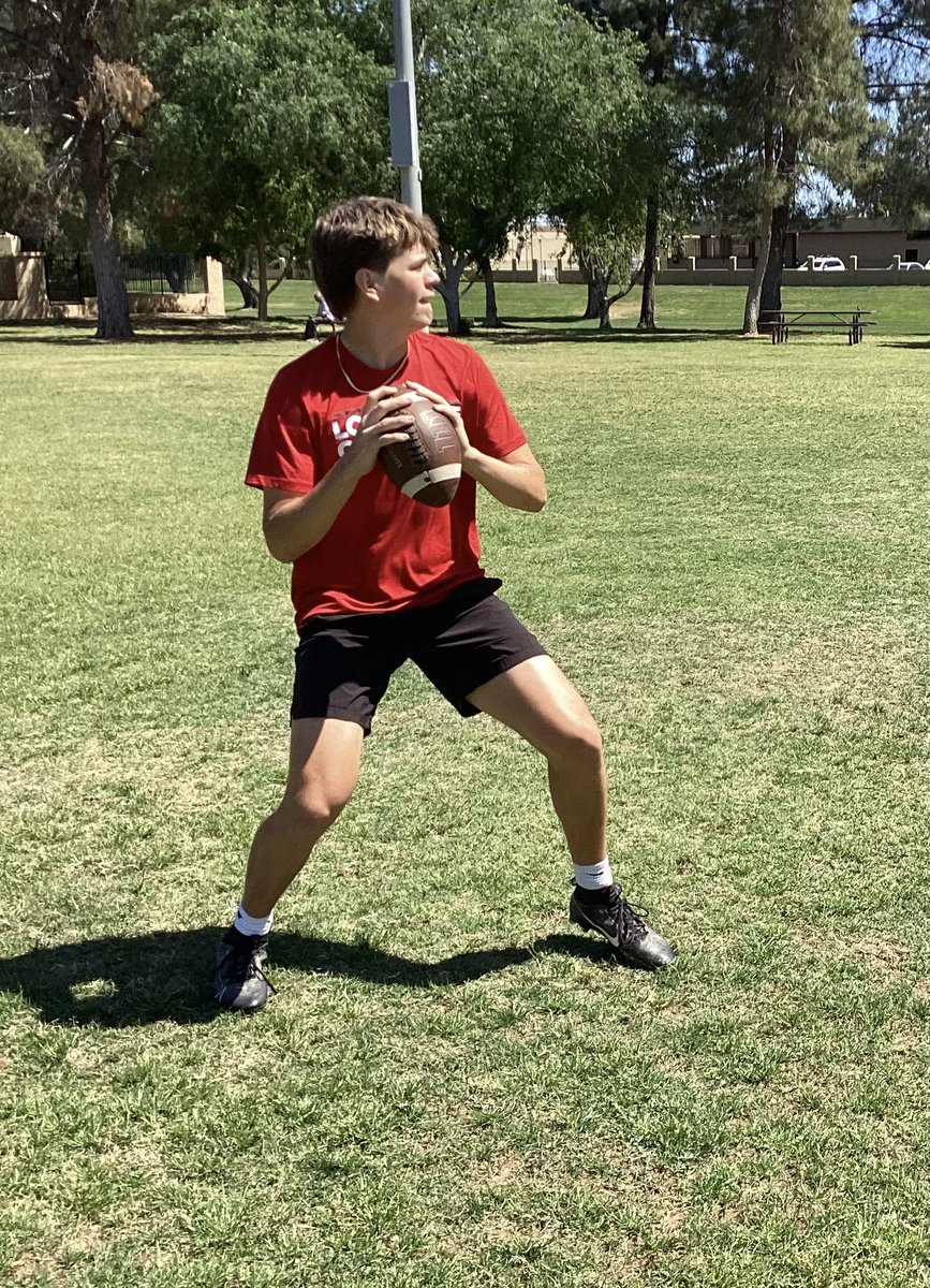 Elev8QBacademy's tweet photo. @dieseltaylor06 working hard on having great mechanics! @SpencerRattler always dropping some knowledge on the young guys! @elev8academy @quarterbackmag https://t.co/tqcVNxStQk
