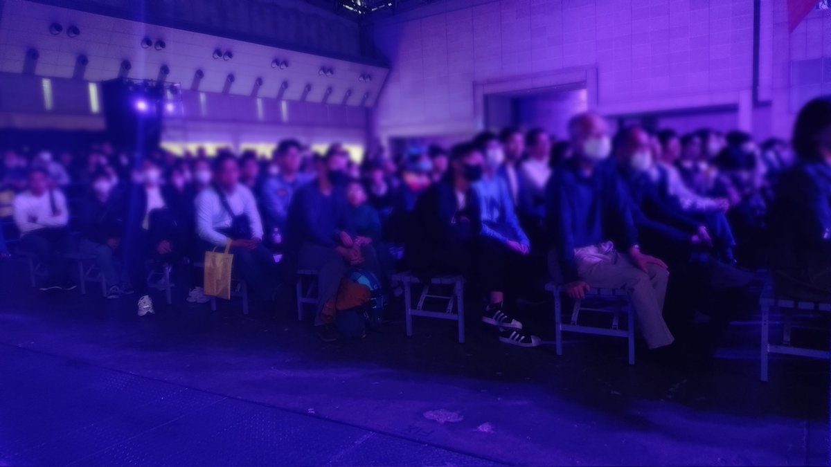 sagalute's tweet photo. パブリックビューイングは立ち見も多数、
やはり日本の中心、世界都市の東京23区で開催されているコトの強さを感じる
#FEjp #FormuE #フォーミュラE
#ETokyoFestival https://t.co/8KpUGnH6Nu