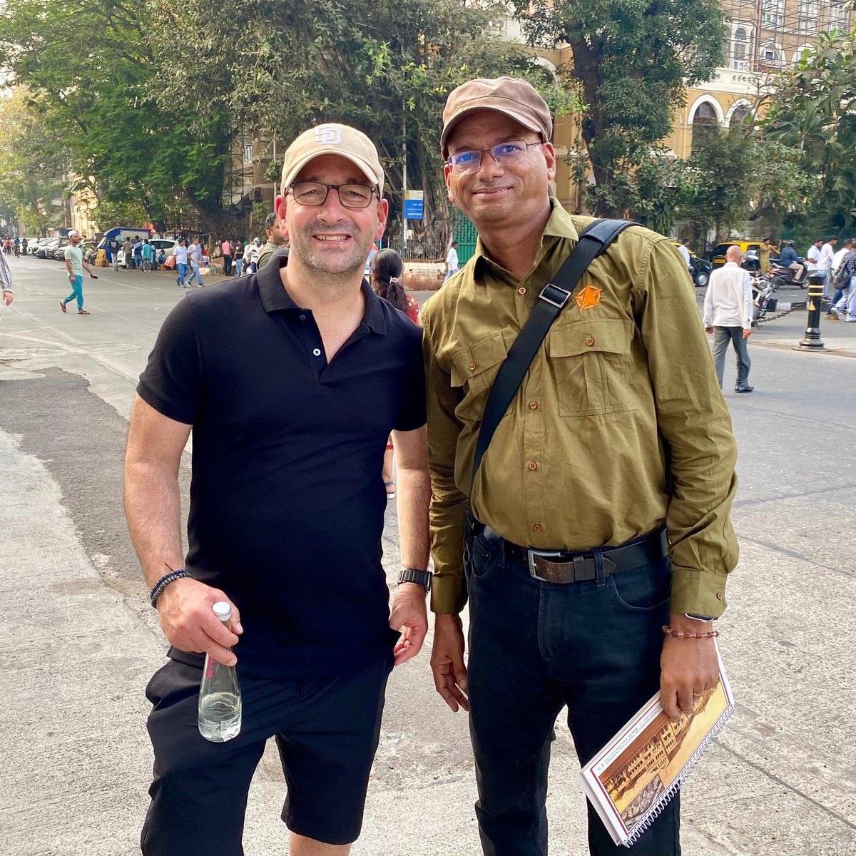 Khaki_Tours's tweet image. Greg and Stacy had a stopover in Mumbai so they joined us on our #Castle2Gateway tour, in order to understand the #colonialhistory of the #city better. They were most impressed by the #memorials in the #StThomasCathedral and loved how the city has #British #influence in the
