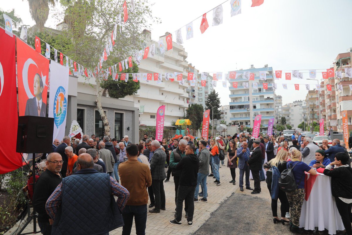 Belediyemizin yer verdiği ve yoğun girişimlerimizin sonucu inşasına başlanıp kısa sürede yapımı tamamlanan Saime Oktay Aile Sağlığı Merkezimiz Viranşehir Mahallemize hayırlı olsun.

Sadece halkımıza yönelik hizmetler yaptık, yapmaya da devam edeceğiz. 

Kazanan Mezitlimiz olacak
