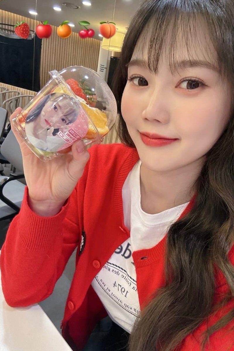 :¨·.·¨:
 `·.  쩡스토랑 쩡규직 기념 서포트
          for #오마이걸 #효정  🐰

편스토랑 고정 MC가 된 효정이를 축하하는 커피차 서포트를 진행했어요💕

천재엠씨 최효정 쩡이팅‼️