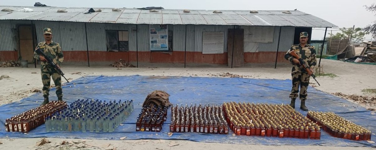 In drive to curb transborder smuggling, vigilant #Bordermen of 49 Bn #BSF under BSF Guwahati Ftr seized 1178 Bottles liquor worth Rs. 1.86 Lac on Indo-Bangladesh international border in Dstt-South Salamara Mankachar (#Assam) #FirstLineOfDefence