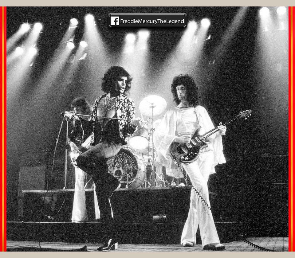 ✊👑Queen live on stage at Hammersmith Odeon on the UK 'Invite You To A Night At The Opera' tour in November/December 1975. Photo by Mick Rock.

 #queen #freddiemercury #brianmay #johndeacon #rogertaylor #hammersmithodeon #anightattheopera #england #UK