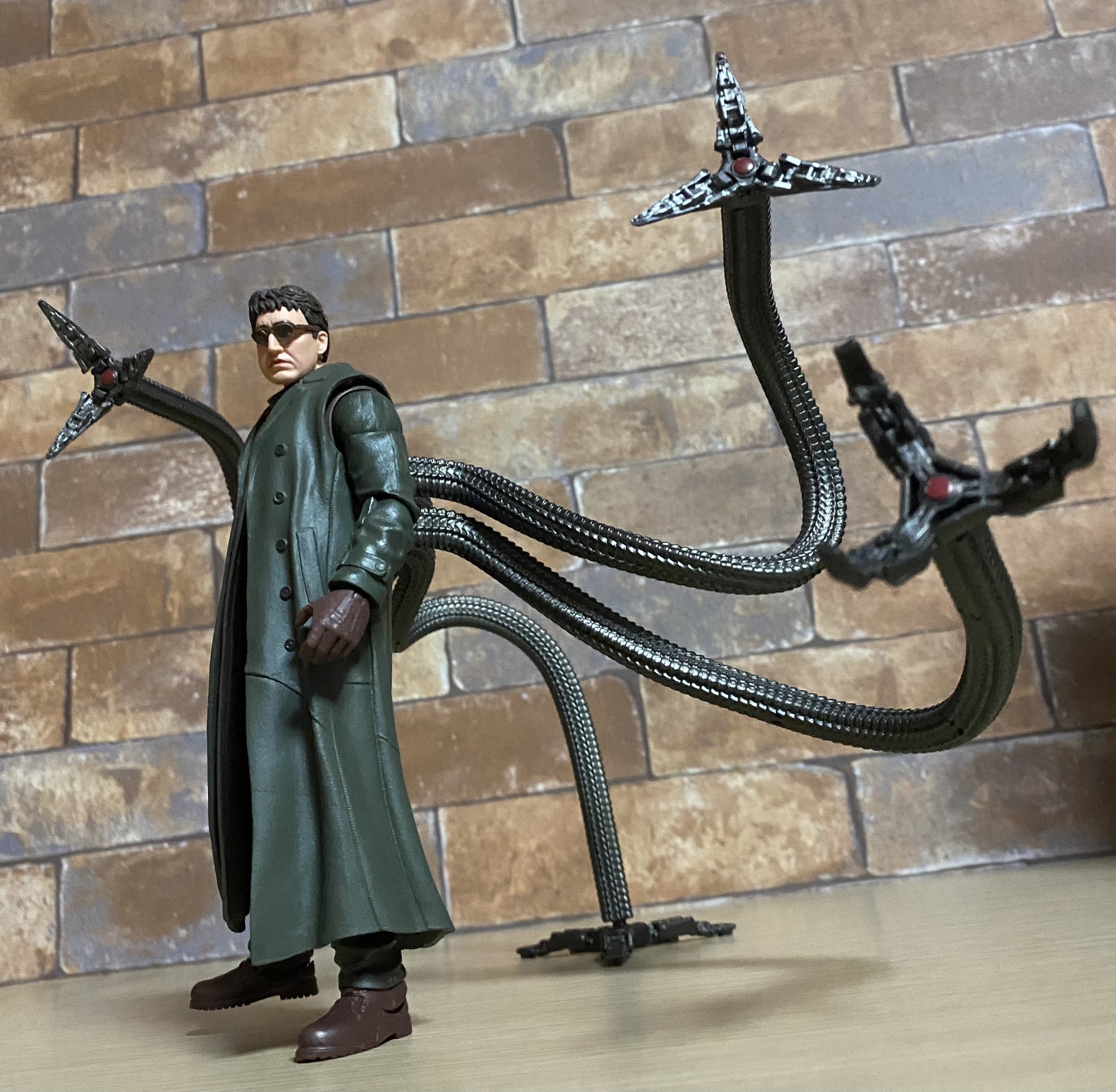 みっちゃん専用)マーベルレジェンド　ドクターオクトパス＆シルク Amazon.co.jp: 【Amazon.co.jp限定】ハズブロ(HASBRO) MARVEL