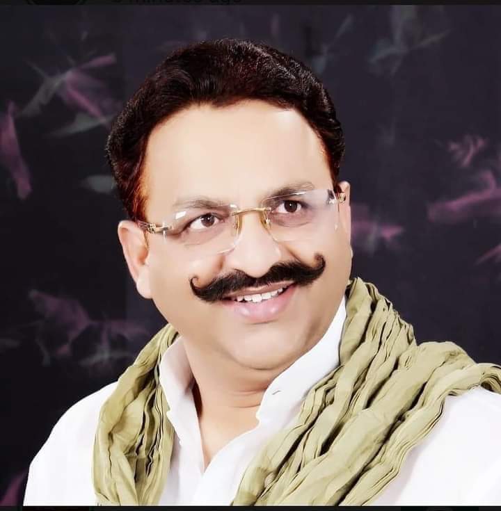 GandhiRefl's tweet photo. जंगल में शेर के मरने पर ,
आवारा कुत्तों में खुशी का ही माहौल होता हैं ,,

सहमत हैं तो RT करो ! https://t.co/66vdKMMdhe