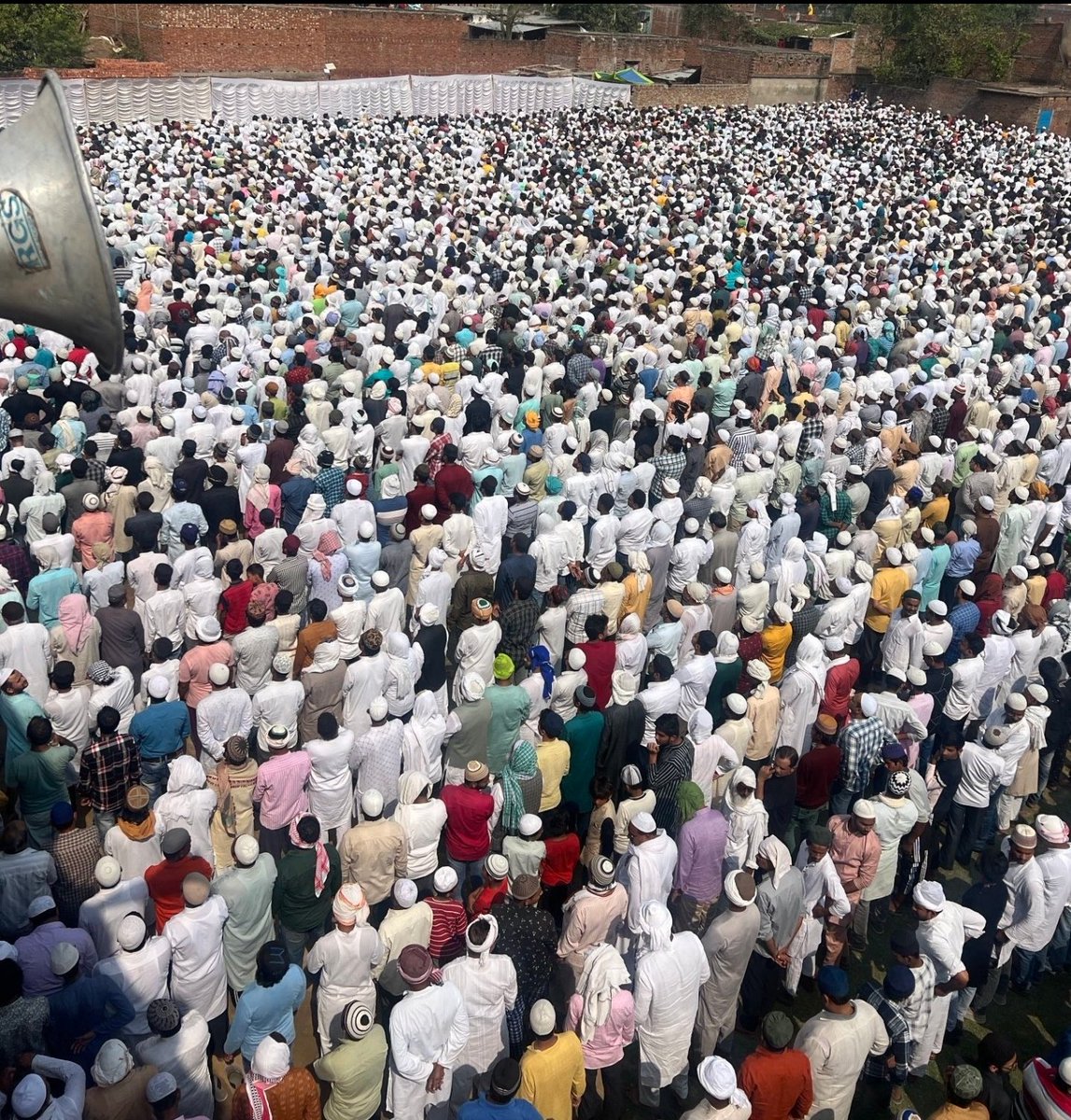 king7851007's tweet image. अपने मसीहा मुख्तार साहब को आखिरी बार देखने उम्दा जान सैलाब। 

#MukhtarAnsari #MukhtarAnsariDead #MukhtarAnsariDeath #mukhtar_ansari #mukhtar_ansari #Mukhtar