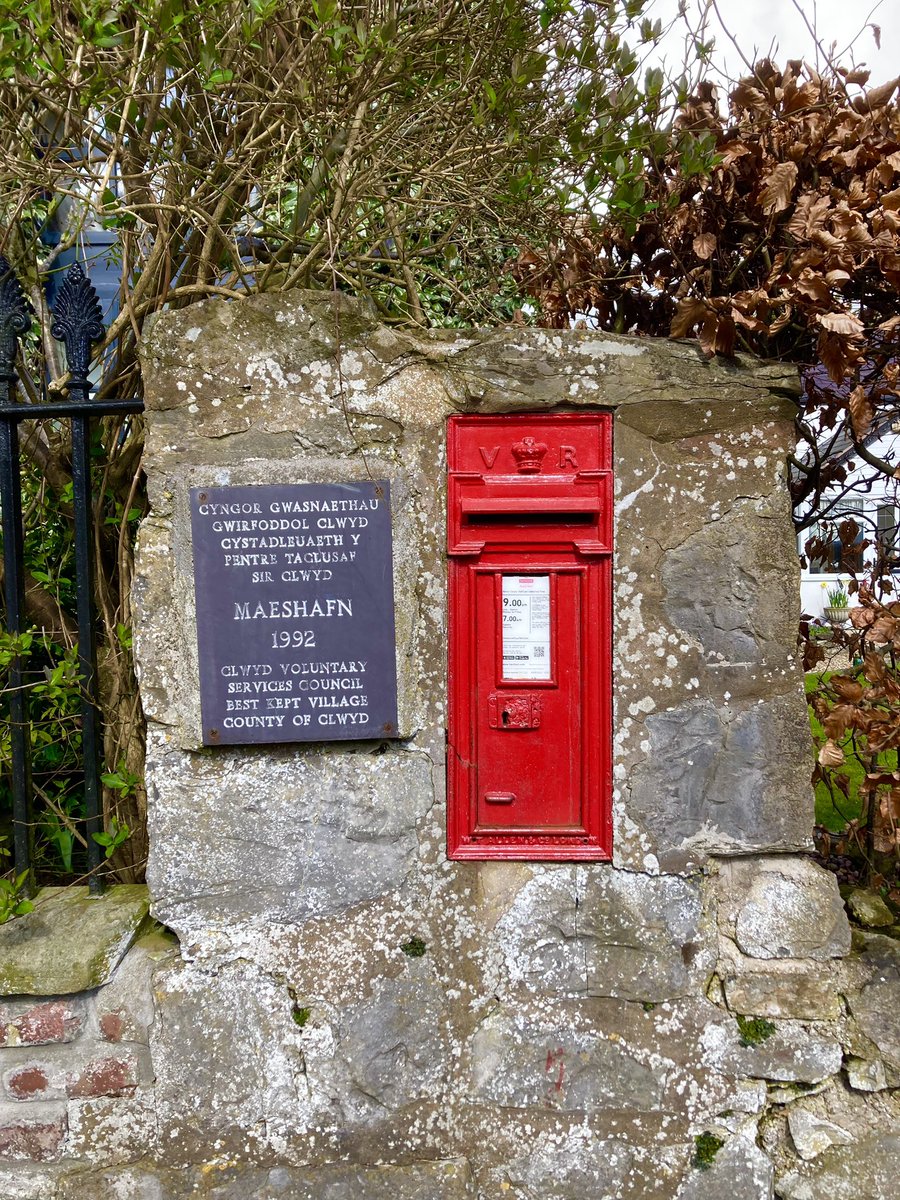 Good morning this #PostboxSaturday from a Best Kept Village in #NorthWales 

#SaturdayMorning #SaturdayVibes