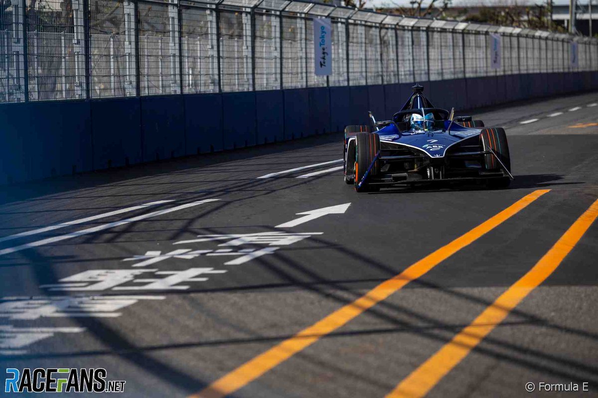 #FormulaE #oliverrowland Guenther wins in Tokyo after Rowland gives up the lead | Formula E dlvr.it/T4qQy9