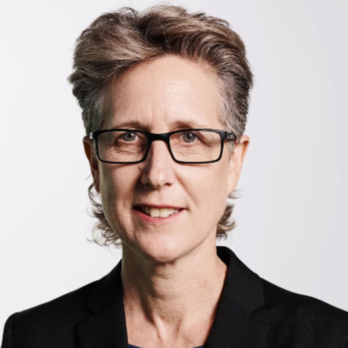 Eric talks with @unionsaustralia Secretary @sallymcmanus about the revival of the trade union movement on that continent on the latest @LabourStart podcast at buzzsprout.com/2313632/147436… #1u #UnionStrong #LaborRadioPod