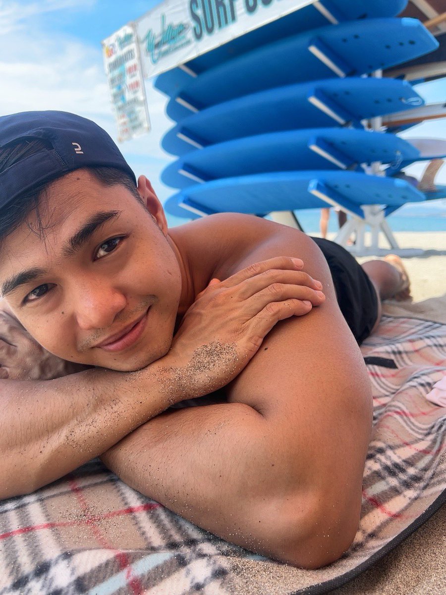 oscargonjr's tweet photo. LU ulit 🌊 https://t.co/Ic8pldD4a7