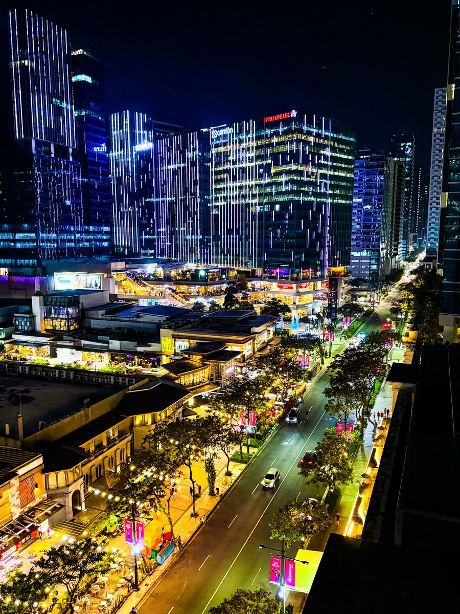 nytriq's tweet image. Life is too short to not go after what you want