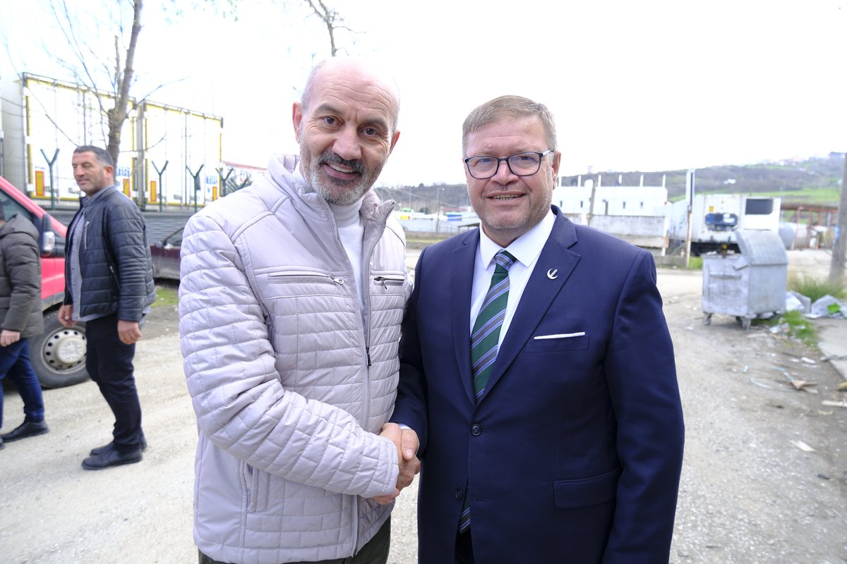 İş insanı Osman Sonses’i tesisinde ziyaret ettik. Hem kendisiyle hem de işçi kardeşlerimizle sohbet ettik. Hayat pahalılığıyla mücadele başta olmak üzere istihdam ve yatırım konularında Samsun için yapacağımız çalışmalar hakkında bilgi verdik.

Samsun için en doğrusu Adem Güney!