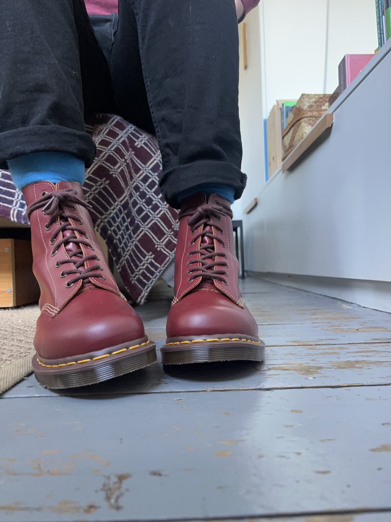 My first pair of docs, I found on the tip.. Yesterday I treated myself to my first brand new pair ( at a mega discount as we know someone who works at the store ) and I can't help but feel like an ageing social worker..