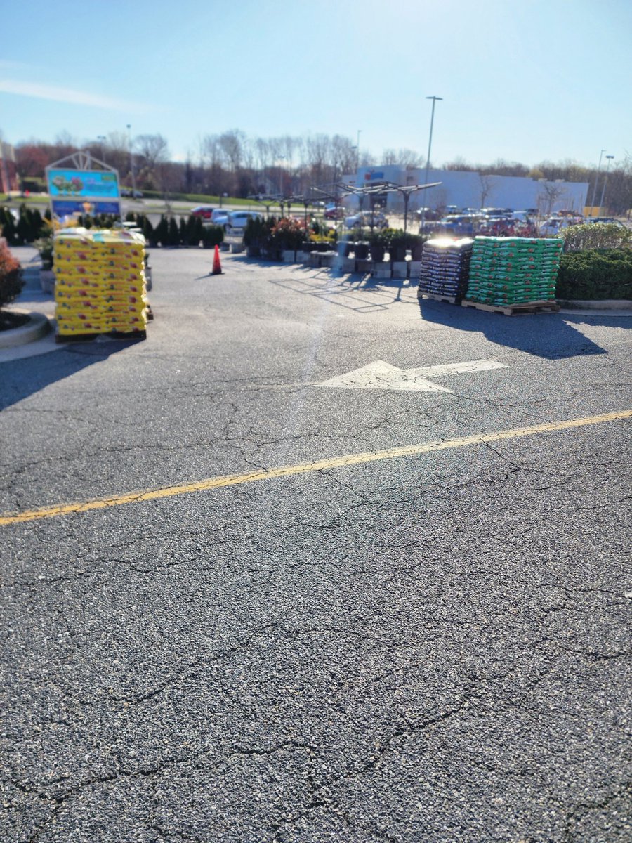 Spring is in the air! We've got 5 for $10 &amp; 4 for $10 mulch! Free fencing in-home consultations! &amp; a fully stocked garden center for all of your gardening needs here at your local Abingdon Lowes! See you soon! <a href="/Jay__Venegas/">Jay Venegas</a> <a href="/DCT0813MD/">Dante Thomas</a> <a href="/JollyLatrice/">latrice jolly</a> <a href="/Ingram5Curtis/">Curtis Ingram</a>