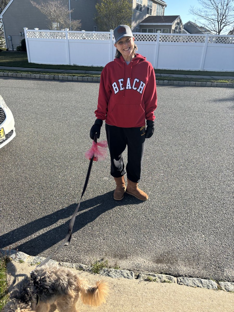 Tara Weber tweet media