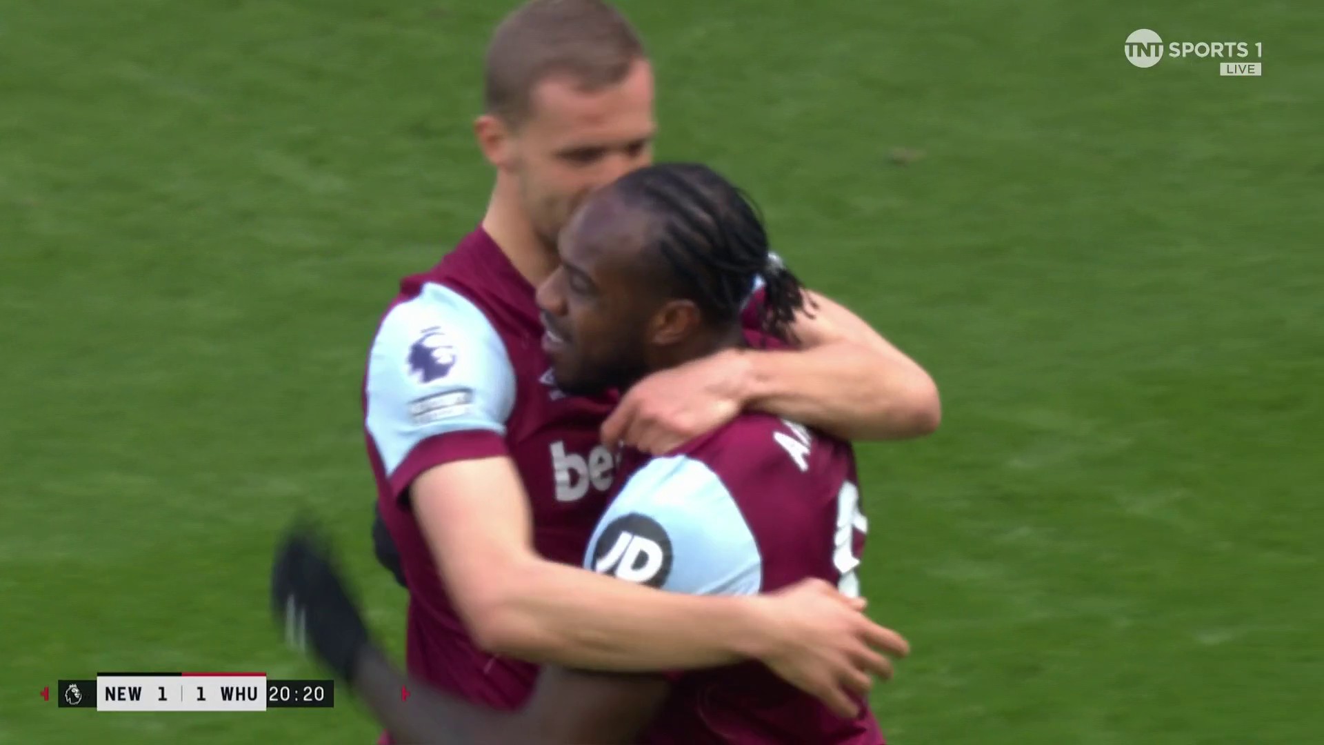 Antonio nets West Ham’s equalizer v. Newcastle