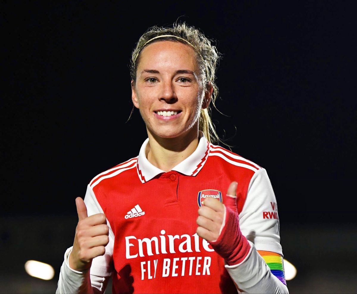 ‘even though i’m not a midfielder, i always loved jordan. the way she would play on the ball, her dribbling, her vision, i admired that so much.’

vivienne lia on jordan nobbs
