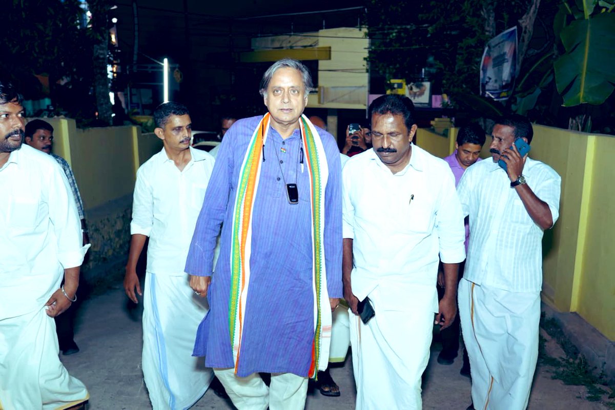 Shashi Tharoor (@shashitharoor) on Twitter photo Signed the visitors book and said a few words to attendees before leaving. My <a href="/INCKerala/">Congress Kerala</a> colleague, Kovalam MLA <a href="/MVincentINC/">M.Vincent MLA</a>, accompanied me Signed the visitors book and said a few words to attendees before leaving. My <a href="/INCKerala/">Congress Kerala</a> colleague, Kovalam MLA <a href="/MVincentINC/">M.Vincent MLA</a>, accompanied me