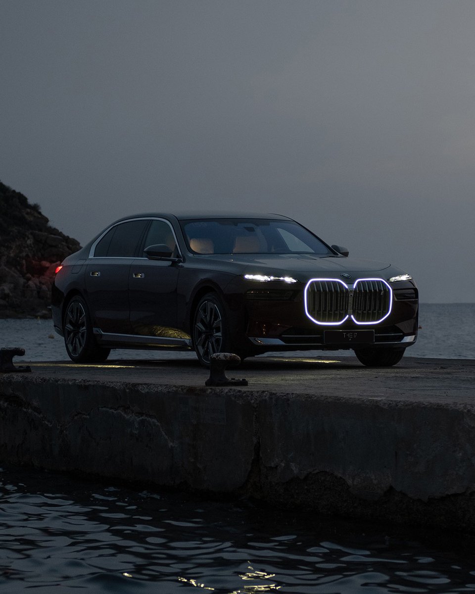 Unleash the power of electric. ⚡️

#BMWMiddleEast #BMW #BMWi #THEi7 #BornElectric