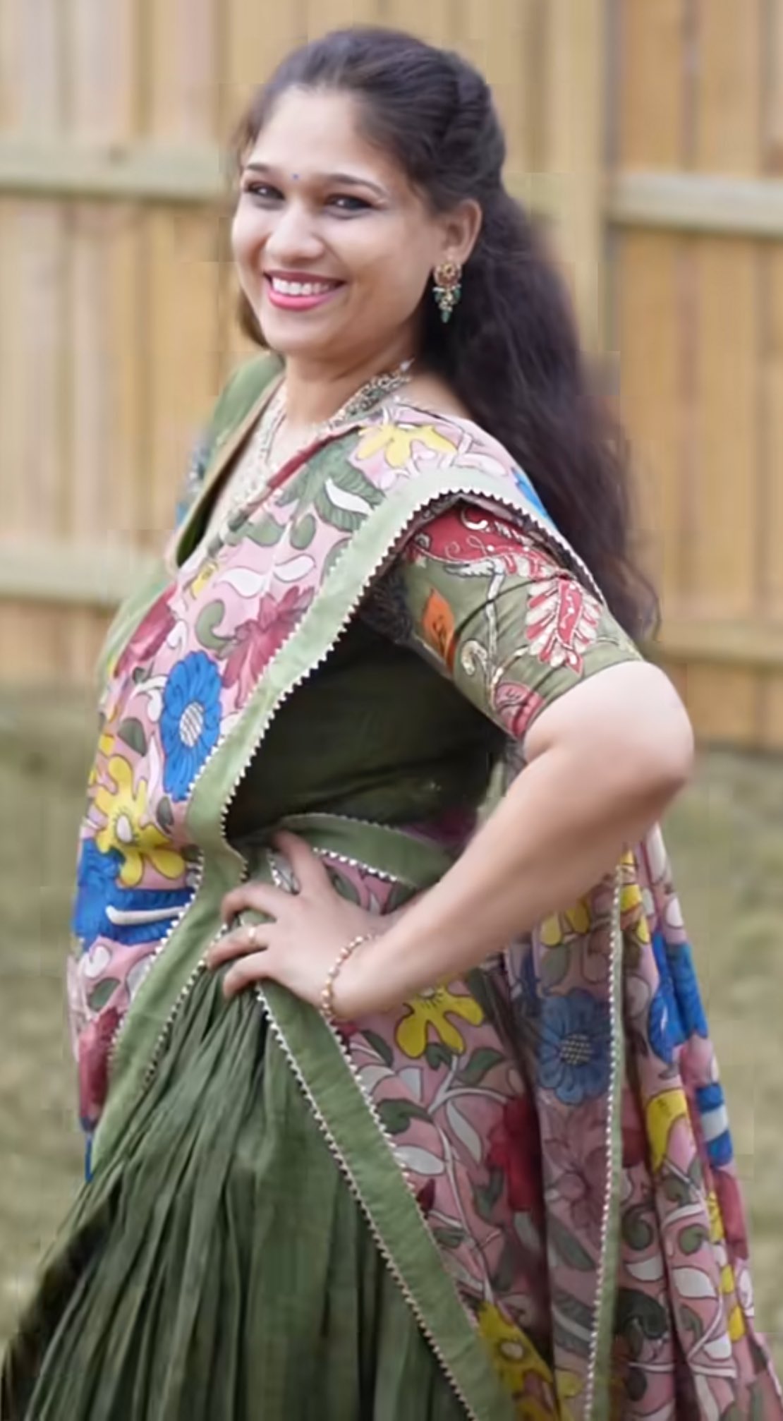 How Akhila Built a YouTube Empire | iiQ8 That Telugu Family Vlogs
