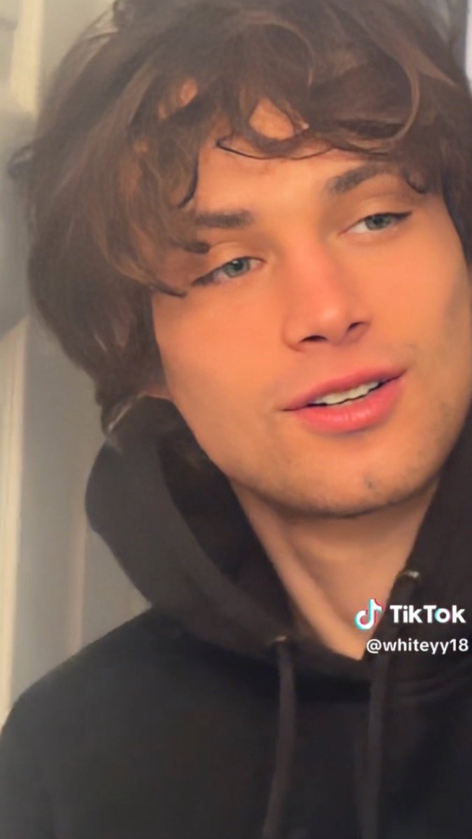 Robin Scrutton tweet media