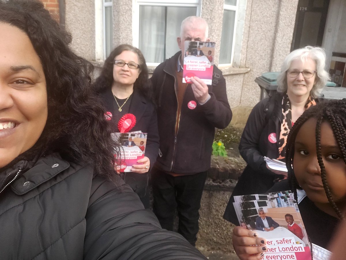 Soraya Adejare🇩🇪🇳🇬🇬🇧🇪🇺 (@sorayaadejare) on Twitter photo Great to be out in a sunny <a href="/LabourTottenham/">Tottenham Labour Party</a> today with local activists and Cllr <a href="/GunesMakbule/">Makbule Gunes</a> Lots of great conversations about <a href="/SadiqKhan/">Sadiq Khan</a> 's #MayorOfLondon #2May winning policies Great to be out in a sunny <a href="/LabourTottenham/">Tottenham Labour Party</a> today with local activists and Cllr <a href="/GunesMakbule/">Makbule Gunes</a> Lots of great conversations about <a href="/SadiqKhan/">Sadiq Khan</a> 's #MayorOfLondon #2May winning policies