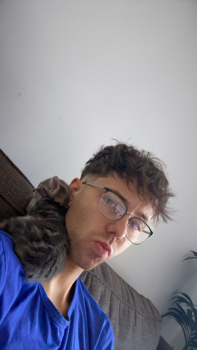 luke tweet media