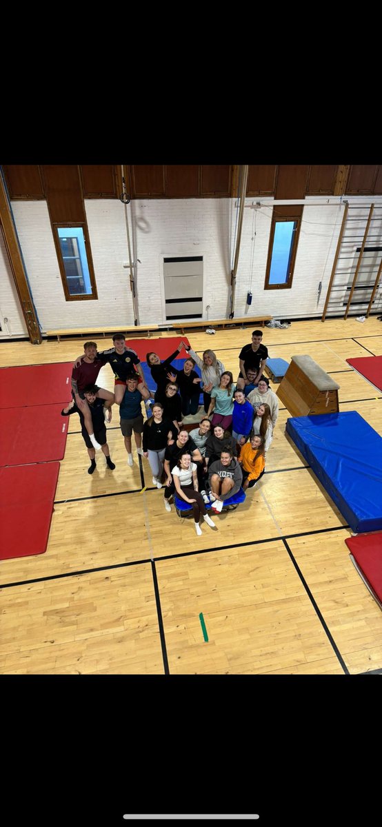 Miss Adams tweet media