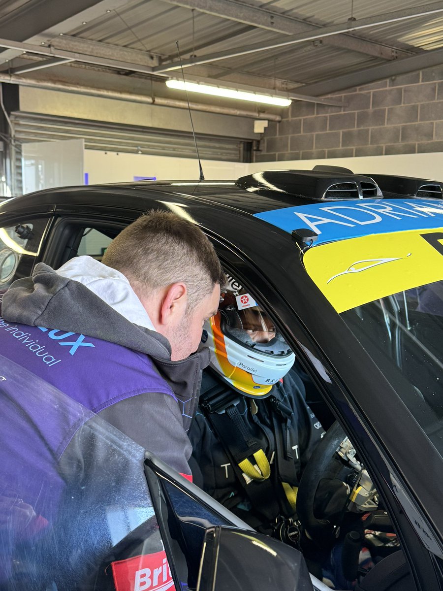 We have 2 cars out this morning for @BritcarNews qualifying session!🤩 Asha & Noah will be out in the BMW M240i with Caleb and Dom in the BMW 1 series🏎️💨 Watch along here!🔗 teambrit.co.uk/races/britcar-…