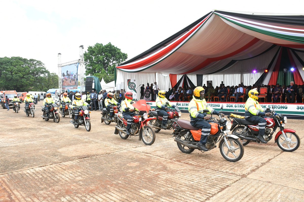 Various Private Security Companies showcase their dog units and back up and response unit vehicles.

This display demonstrates how vast private security is and how huge their contribution is towards national security.

#30Kfor30th #PSRA