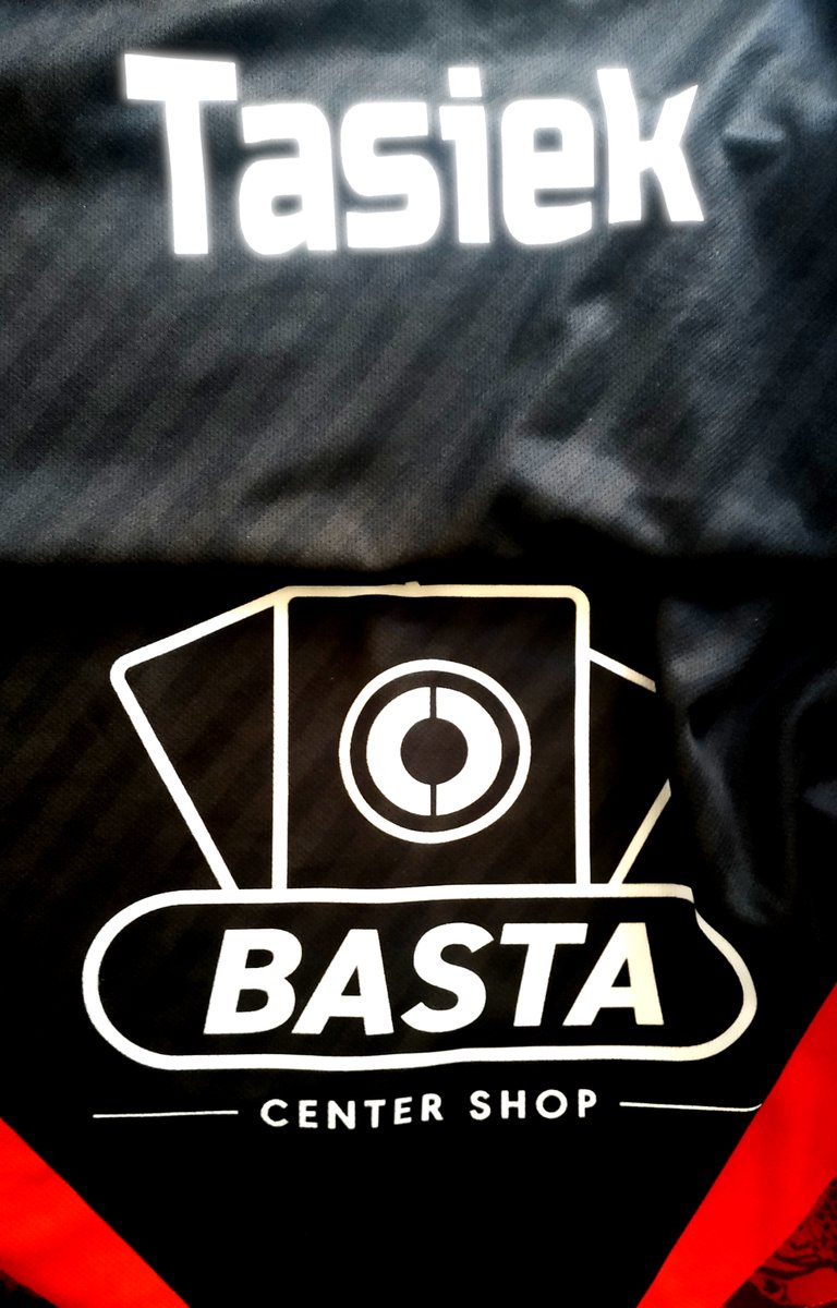 Last League Cup in the "old" Standard format!
Let's go for the win this time!