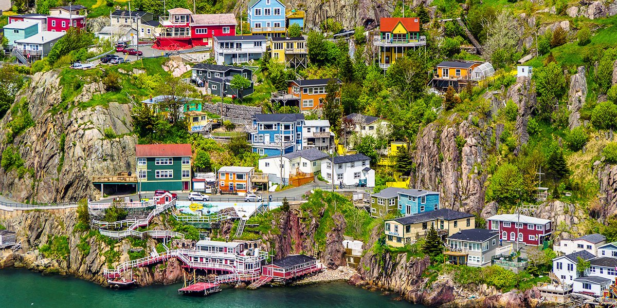 MapleVoyage's tweet image. #SpringTrip   - St. John’s - Just off the Atlantic coast, St. John’s is on the island of Newfoundland and is best visited in the spring when the breeze of ‘Iceberg Alley’ is a little less brutal.