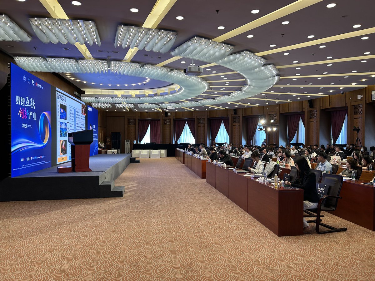 Neil Chen tweet media