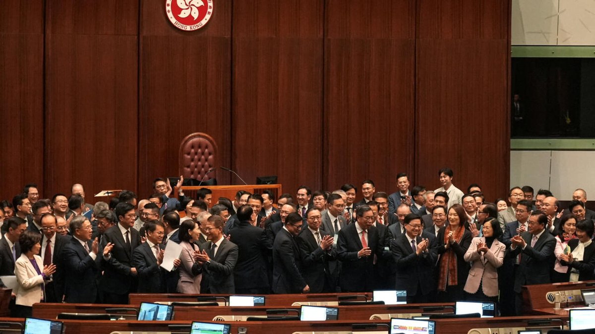 反击国家安全法 美国对香港官员祭出签证限制