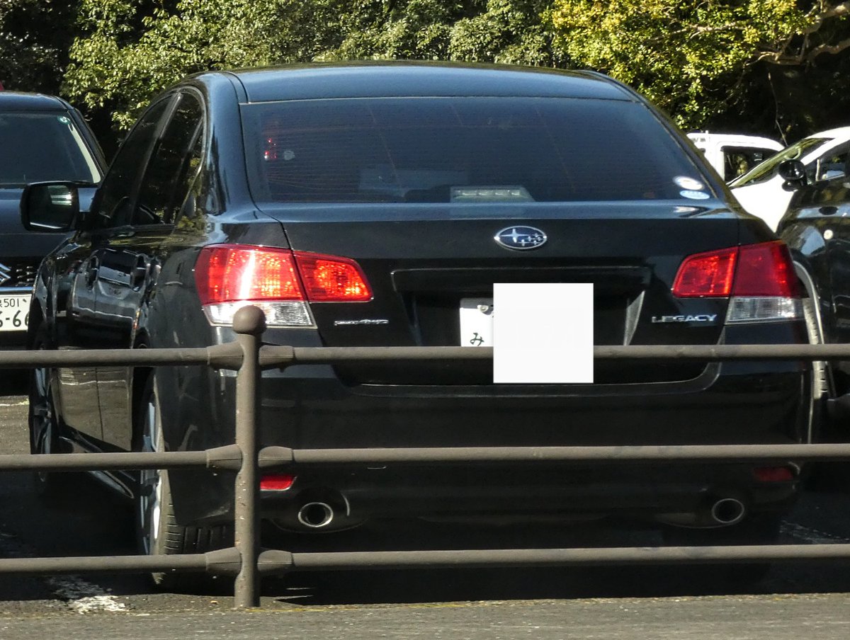 83lntFIMeT2DoW4's tweet photo. レガシィ警護車 https://t.co/lEkMfjVFp7
