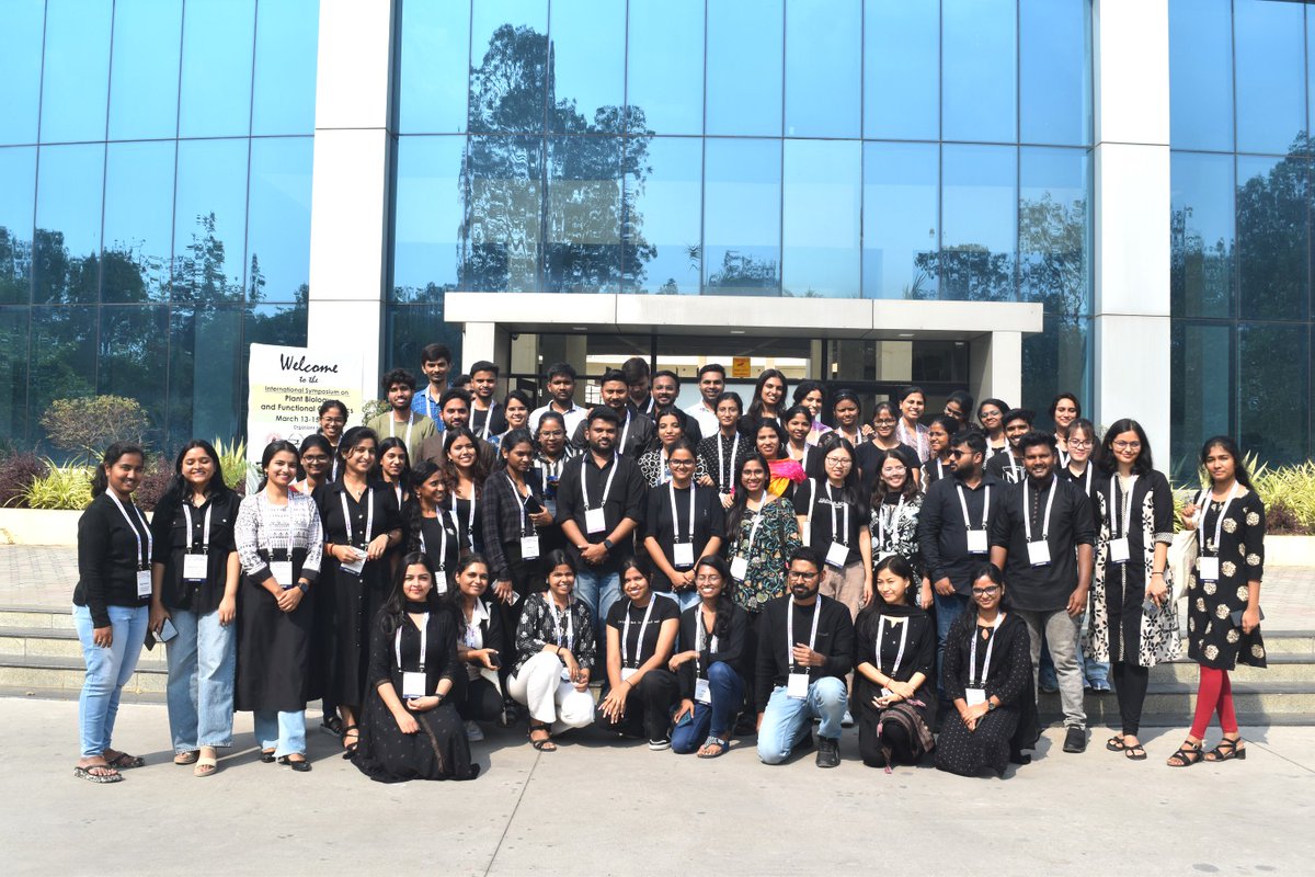 PSpoojashukla's tweet image. 🍀It was a great experience as scientific committee member, contributing towards the three-day &apos;International Symposium on Plant Biology and Functional Genomics-2024&apos; #ISPBFG2024 (13-15 March, 2024), organized by @PlantSciUoH @HydUniv 🍀
