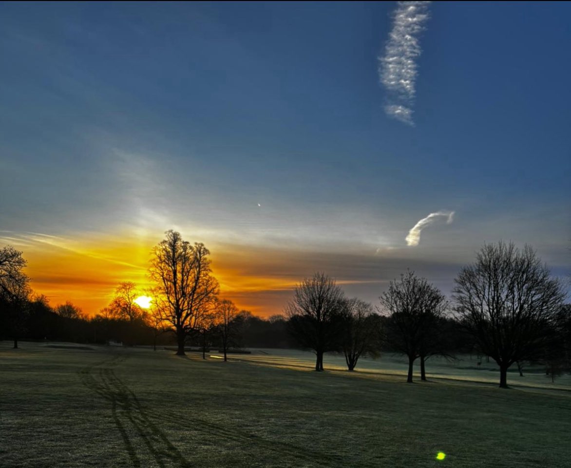Lovely early morning sunrise at <a href="/BlankneyGC/">Blankney Golf Club</a> <a href="/Callum_Turner22/">Callum Turner</a>