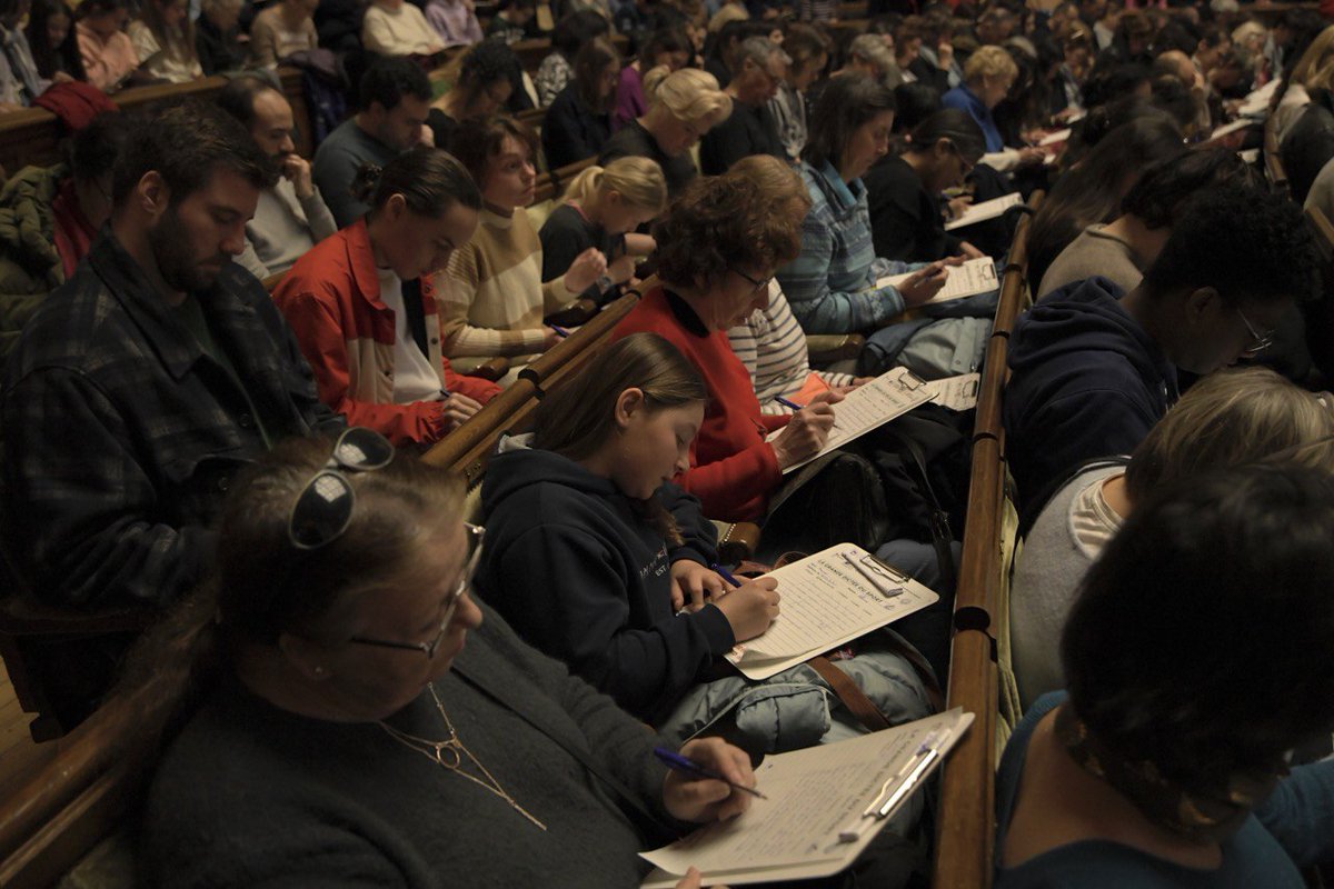 Amélie Oudéa-Castéra tweet media