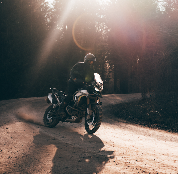 UKTriumph's tweet photo. It's the attitude that matters, and our Tiger 900 has a fierce one. 🤺

 📸  by Will Chamberlin

#ForTheRide #TriumphMotorcycles #Tiger900 #ForTheRide #advrider #adventuremotorcycle #motorcycletour #adventurebike #adv #advlife #adventurebikerider #adventuretravel https://t.co/oP6rx8cYaq
