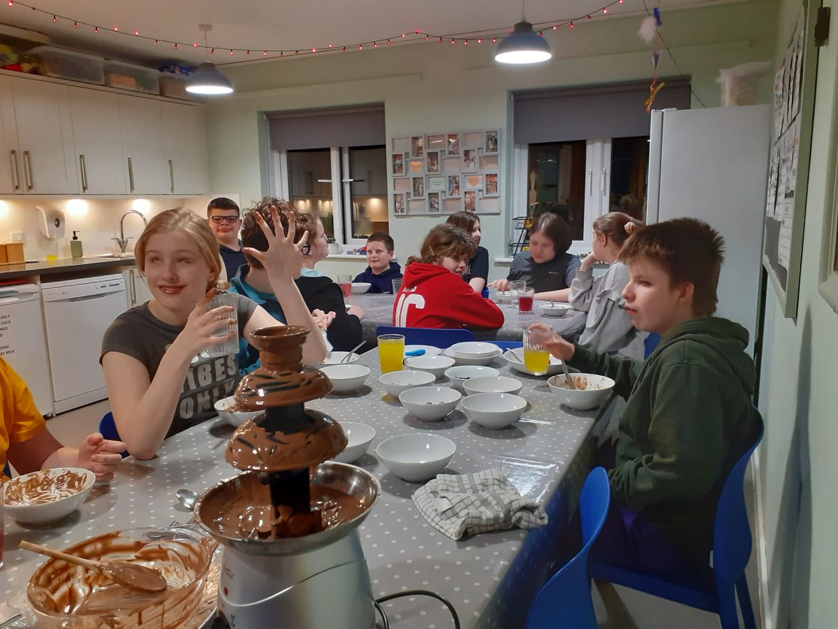 newcollworc's tweet photo. Easter Fun at Dots! ๐ฐ At the end of term, Dots enjoyed a fun night to celebrate Easter & the end of term! There were games, chocolate, a chocolate fountain, music & most importantly lots of laughter! Happy Easter from everyone at NCW #VisionImpairment #SightLoss #VIEducation https://t.co/qF310zBTC0