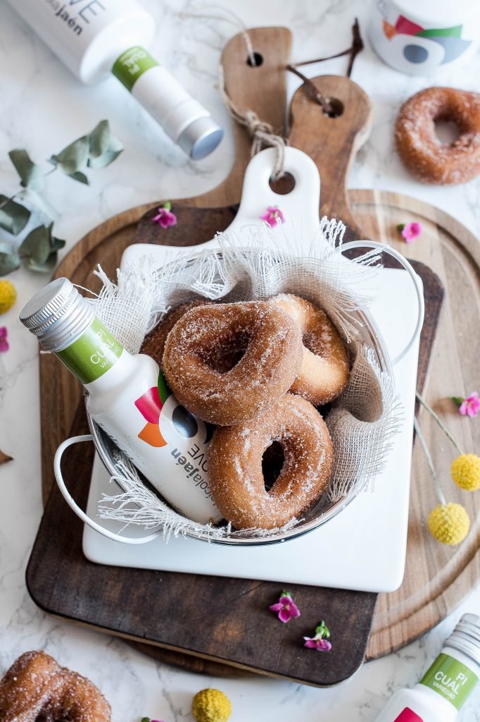 OleicolaJaen's tweet photo. 𝗥𝗘𝗖𝗘𝗧𝗔𝗦 🍩 | ROSCOS FRITOS

👉 Te dejamos nuestra receta en; https://t.co/6fp2q2druF https://t.co/LMny6CabEj
